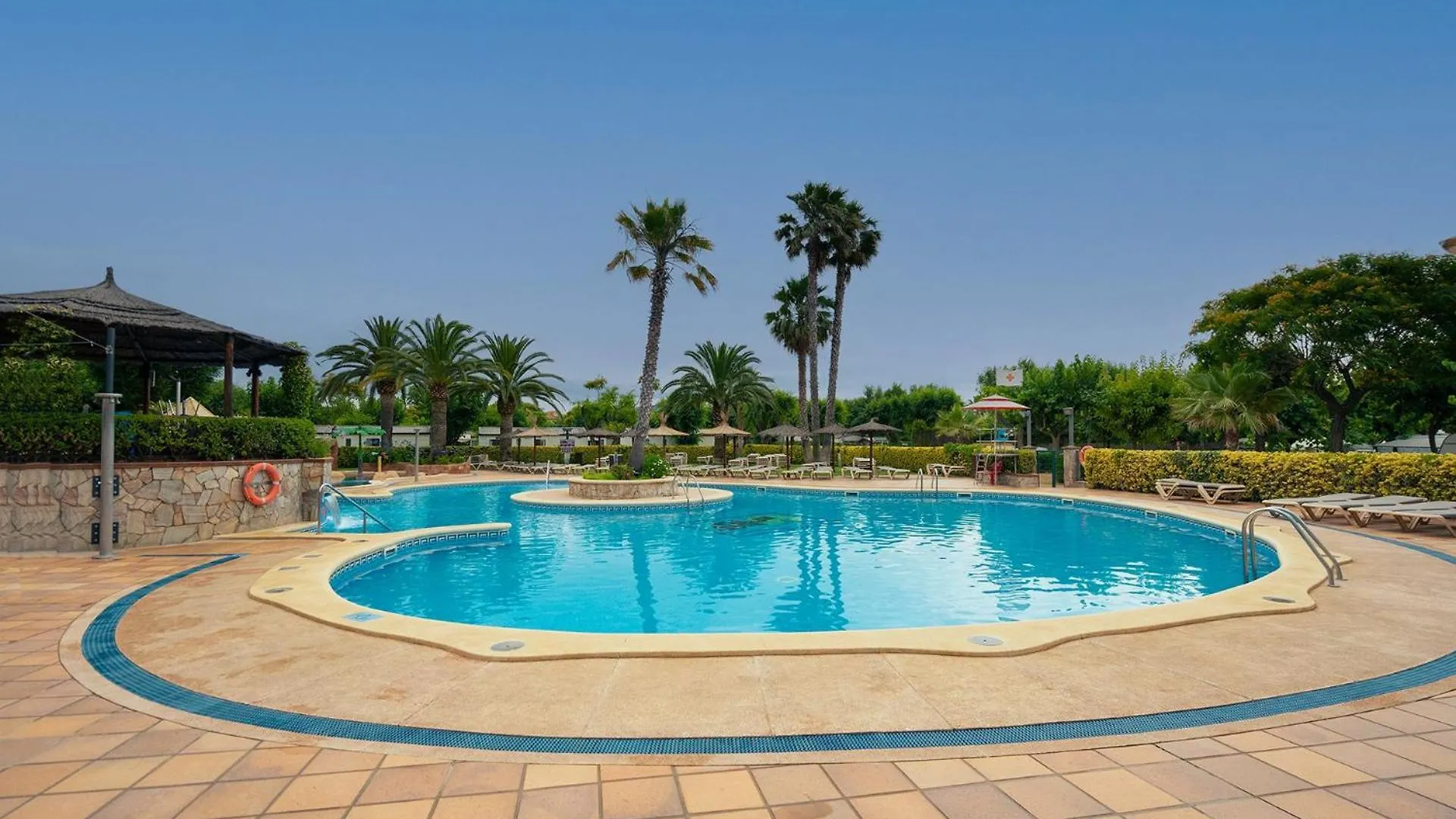 Campo de lujo Hotel Kampaoh Blanes España